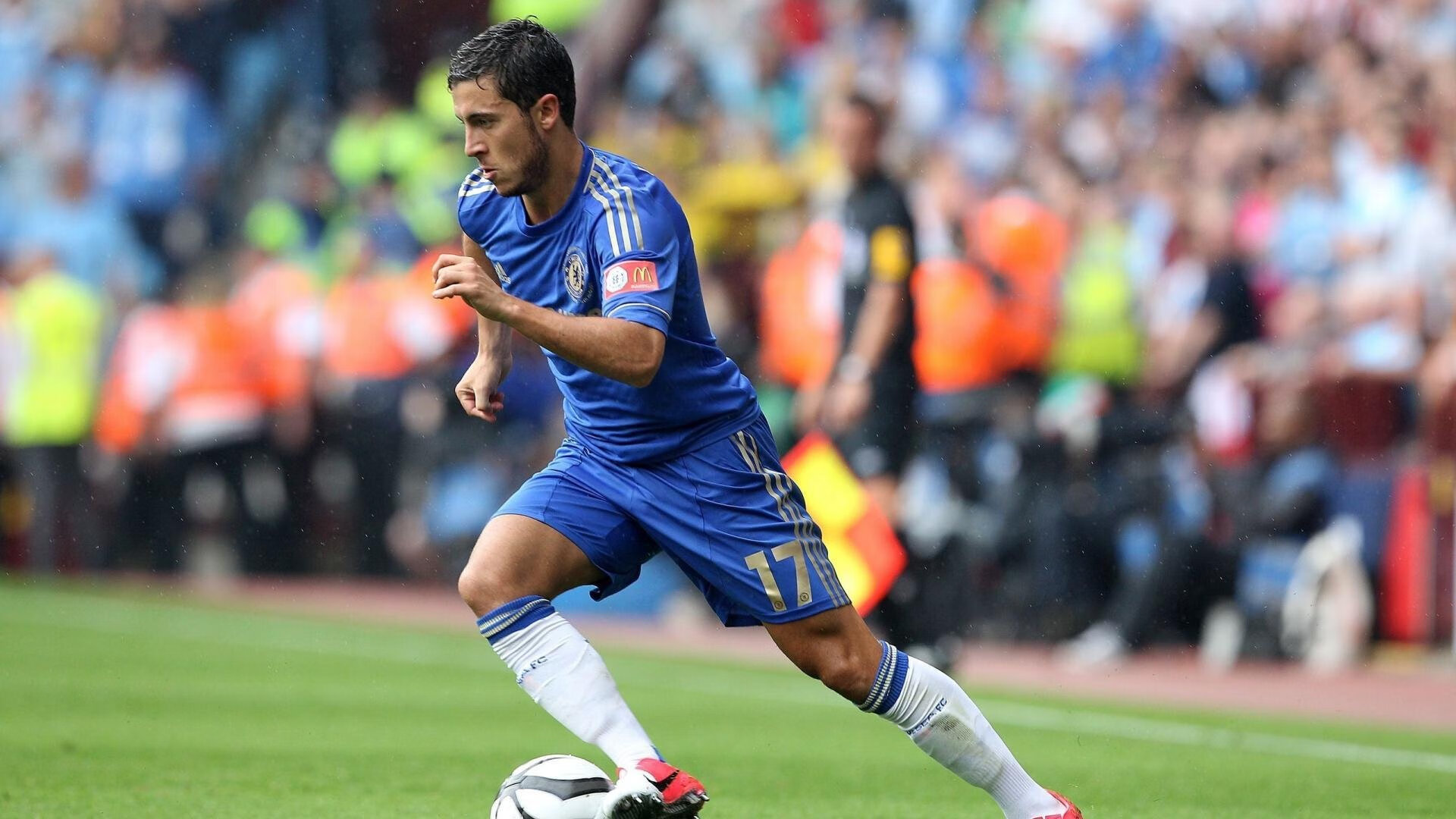 中国足球的场地设施建设标准，中国足球的场地设施建设标准是什么